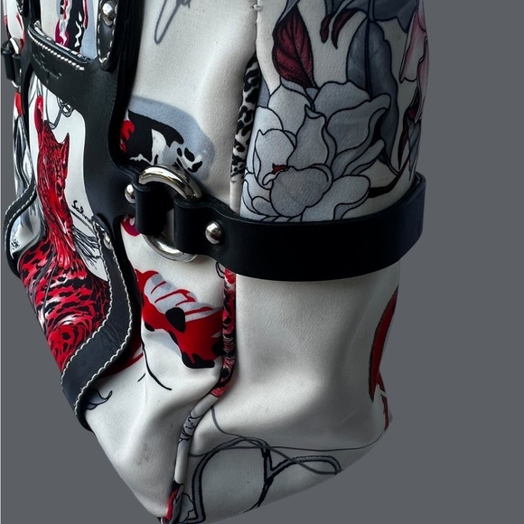 Gorgeous Ferragamo Fiera Leopard Print Jungle Safari - Picture 3 of 15